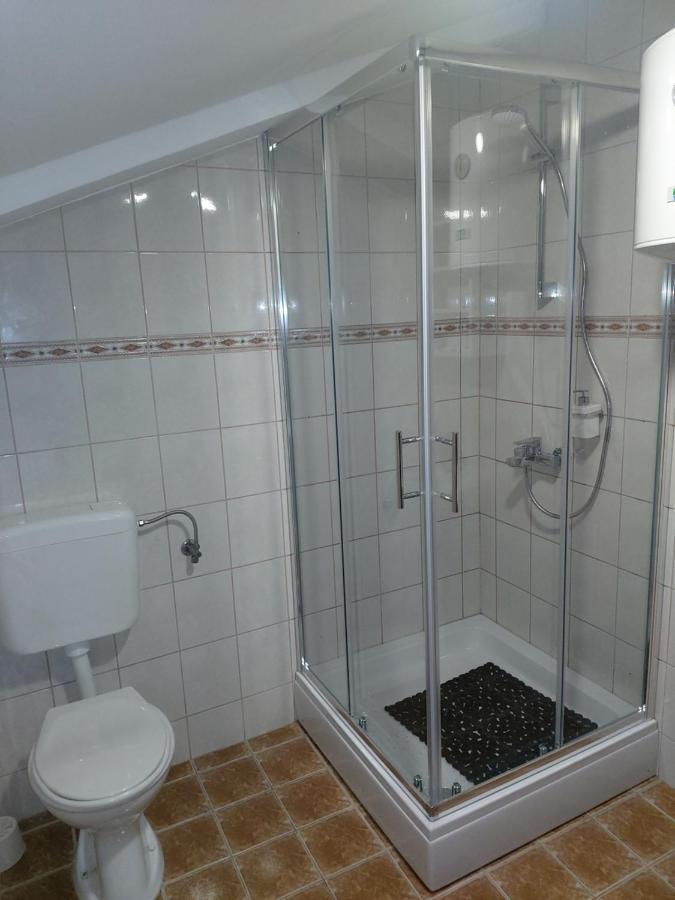 Apartmani Admiral Viskovo ภายนอก รูปภาพ