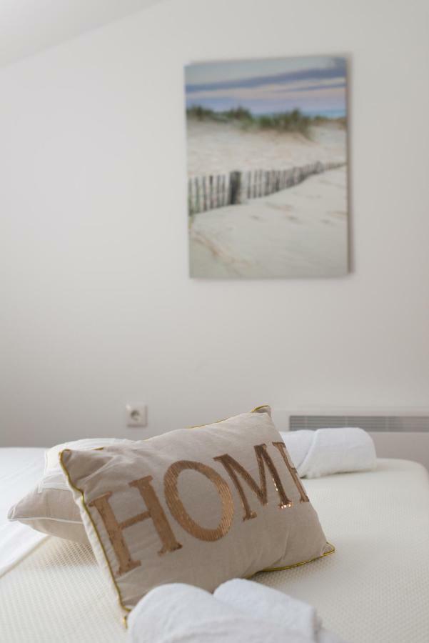 Apartmani Admiral Viskovo ภายนอก รูปภาพ