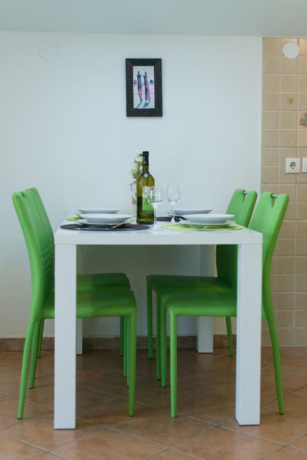 Apartmani Admiral Viskovo ภายนอก รูปภาพ
